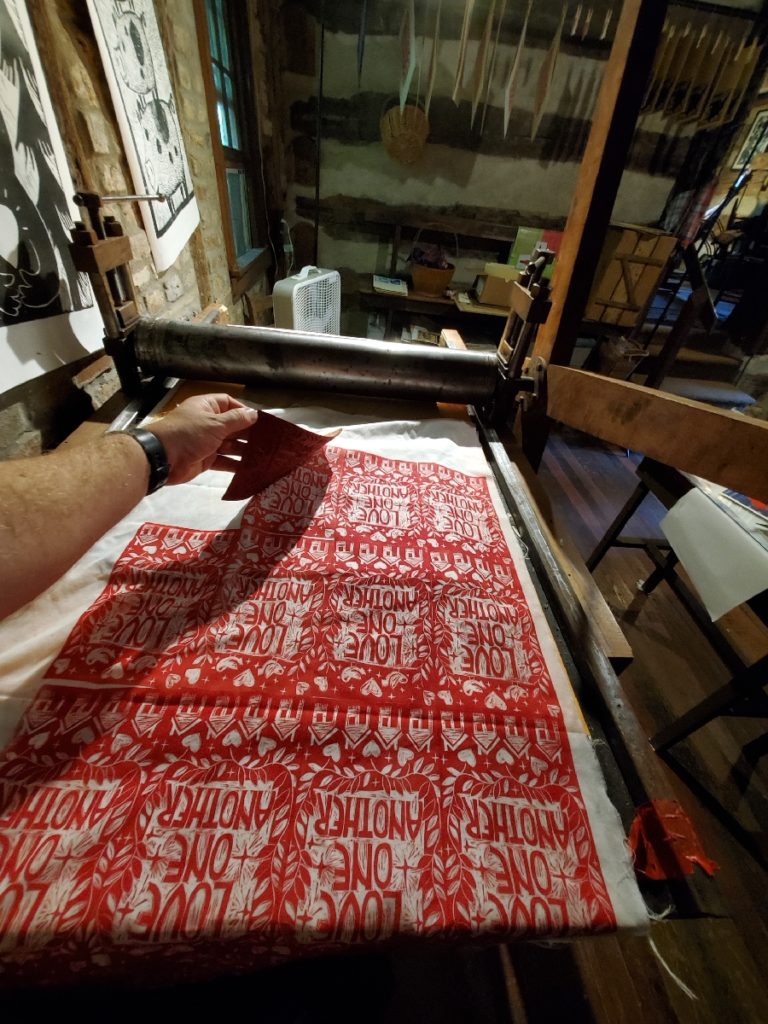 printing on fabric with linocut