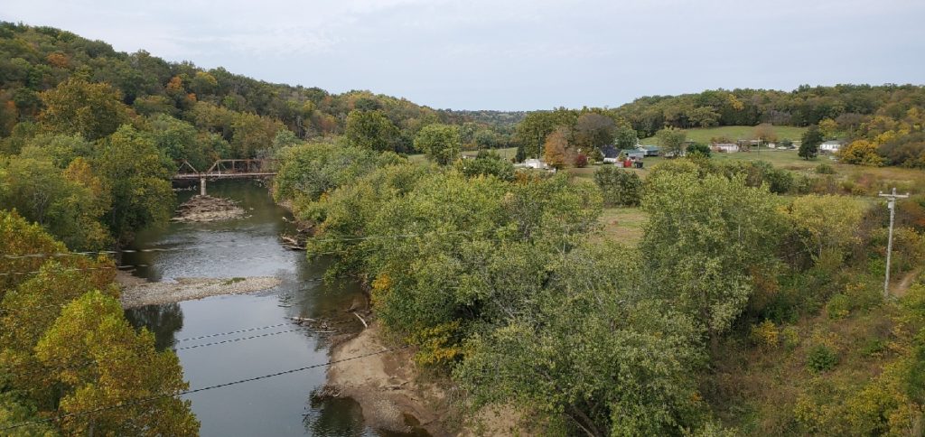 photo of the licking river in early autumn